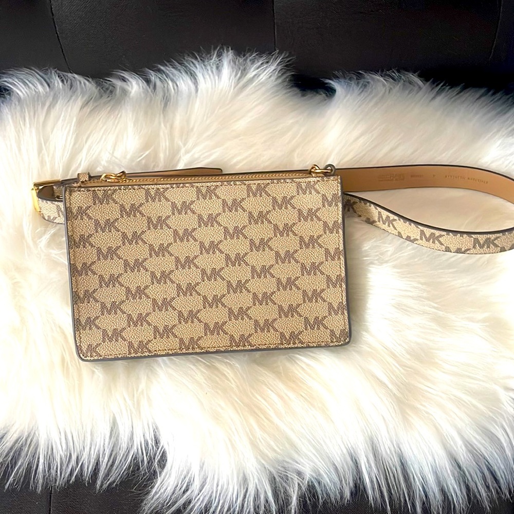 Michael Kors Belt bag